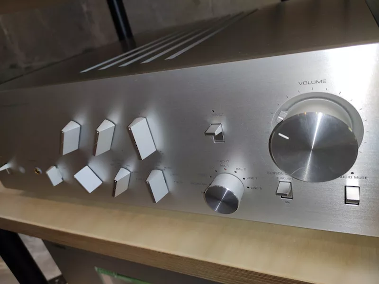 万博体育(YAMAHA​)旗舰C/M-5000前/后级放大器《乐派》鉴赏会